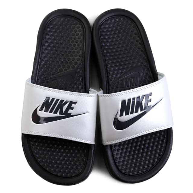 O Chinelo Masculino Nike, modelo fechado
